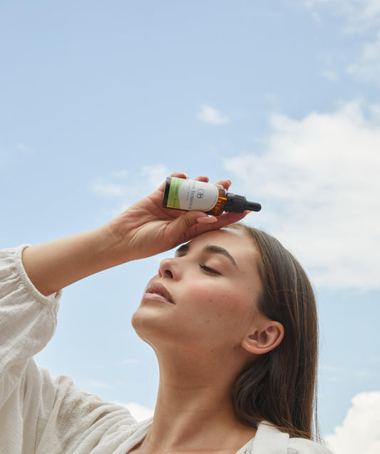 Aceite Limpiador: tu primer paso hacia una piel naturalmente perfecta