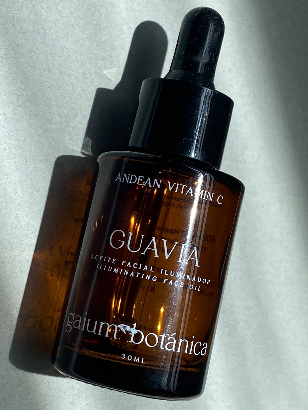 Guavia - Aceite Facial Iluminador